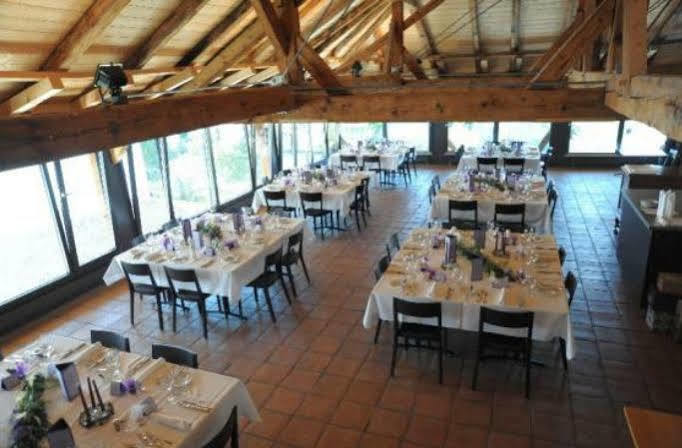 Hotel Restaurant Rathaus Тун Екстериор снимка